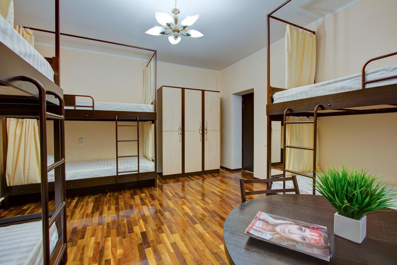 בישקק Centre Hostel מראה חיצוני תמונה