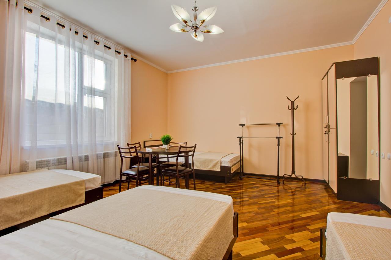 בישקק Centre Hostel מראה חיצוני תמונה