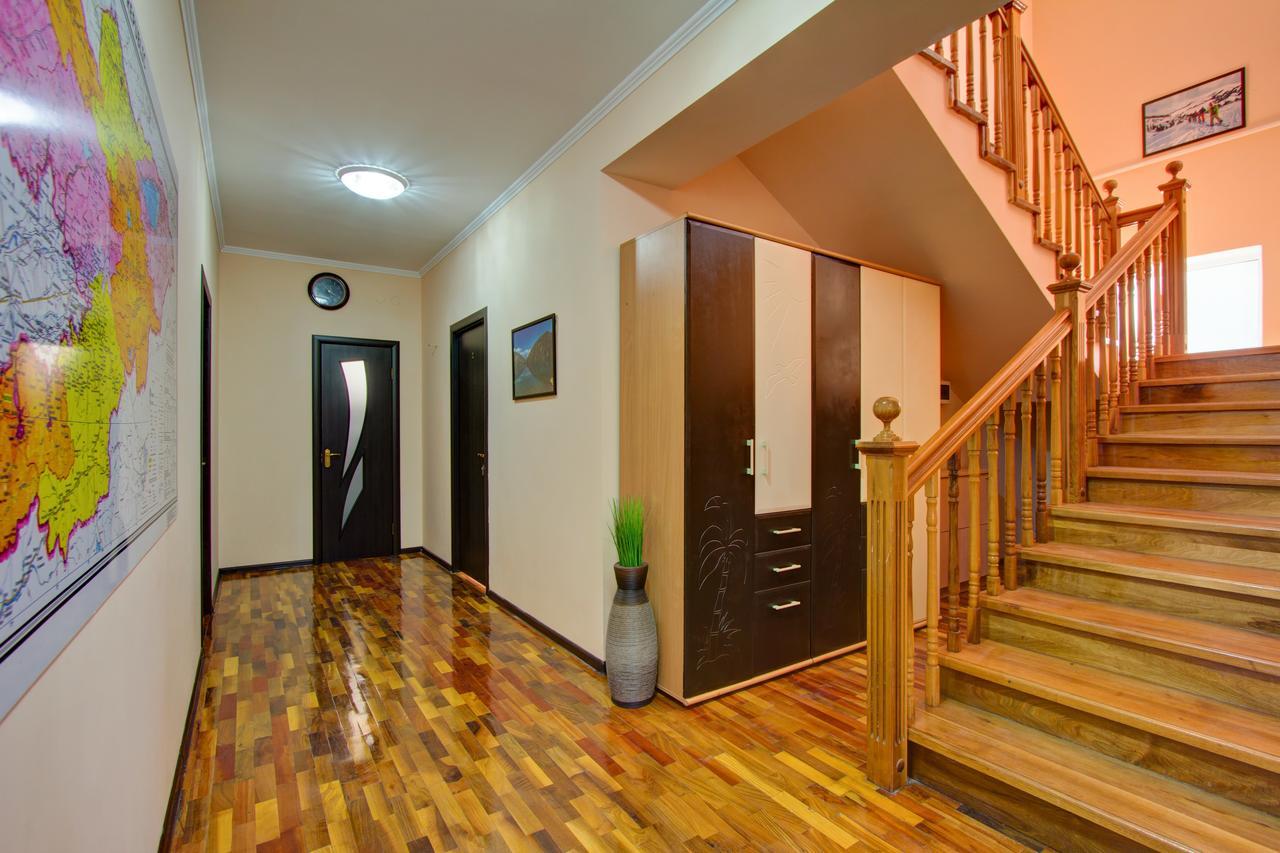 בישקק Centre Hostel מראה חיצוני תמונה
