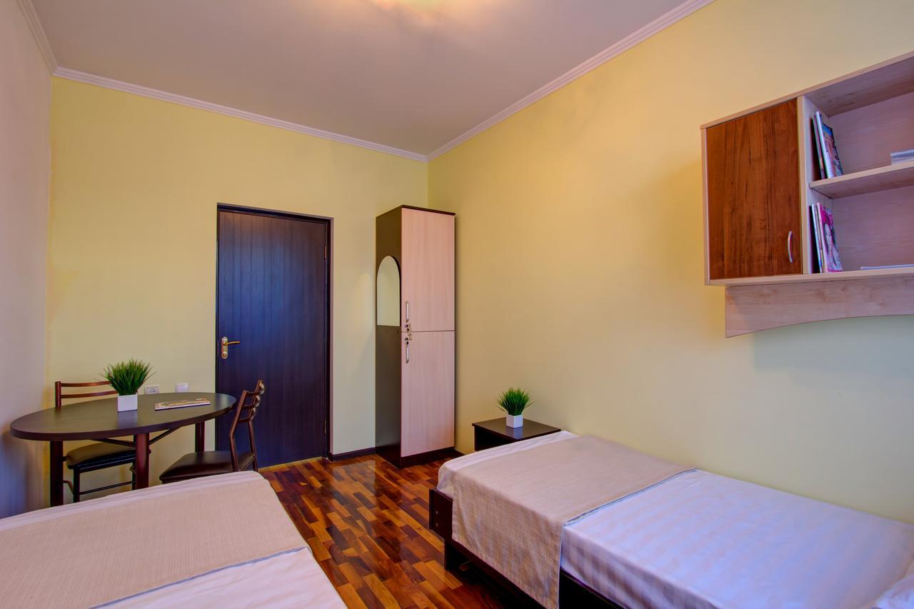 בישקק Centre Hostel מראה חיצוני תמונה